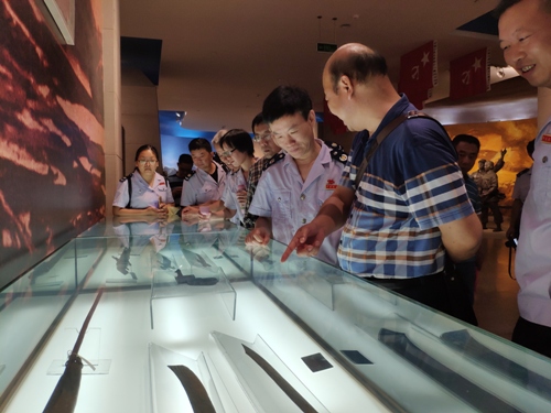 微信图片_20180609074115.jpg 微信图片_20180609074115.jpg